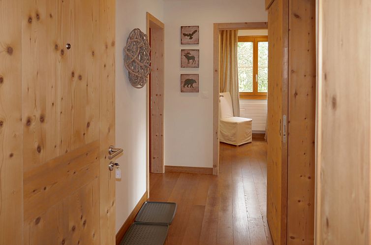 Appartement Chesa San Bastiaun B4