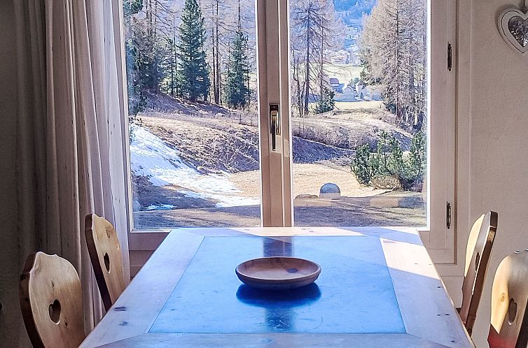 Appartement Chesa Sella C5, Triaca