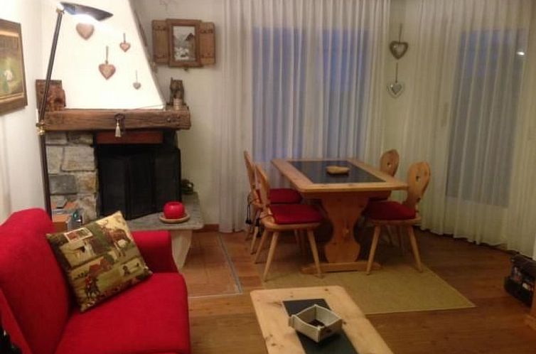 Appartement Chesa Sella C5, Triaca