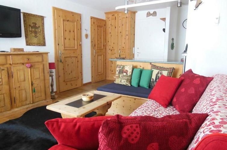 Appartement Chesa Sella C5, Triaca