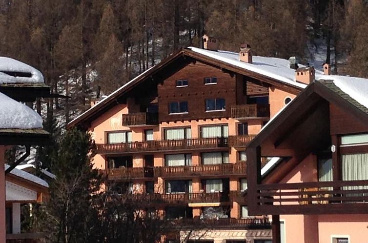 Unterkunft 1826823 - Appartement Graubünden - Appartement Wohnung "Chesa Guardaval 10"