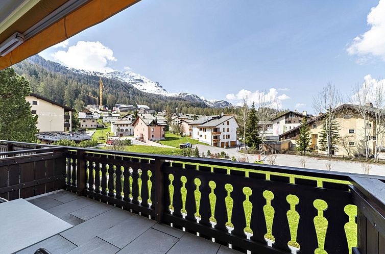 Appartement Wohnung "Chesa Guardaval 10"