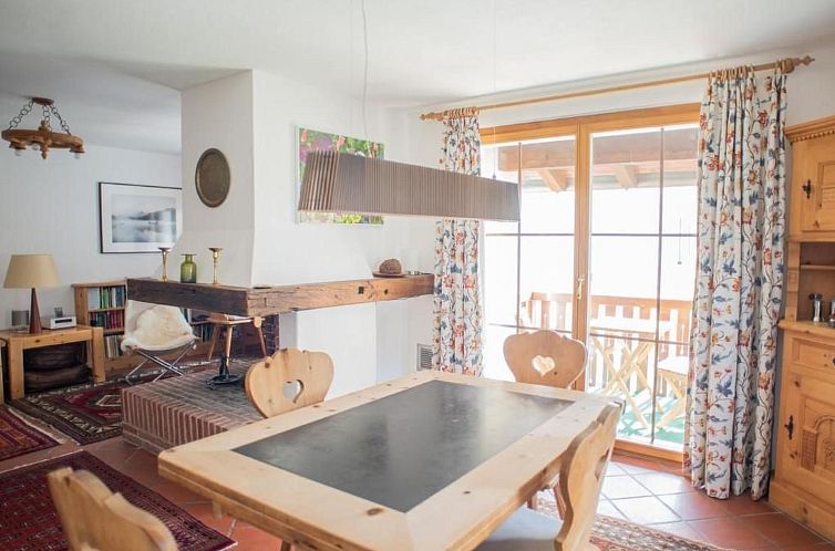 Appartement Chesa Curtin 2