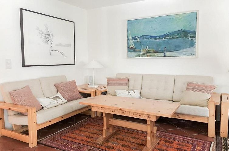 Appartement Chesa Curtin 2