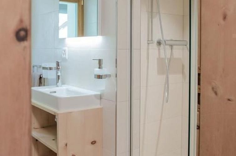 Appartement Chesa Curtin 2