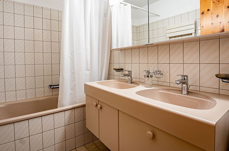 Appartement Chesa Auricula 1.1