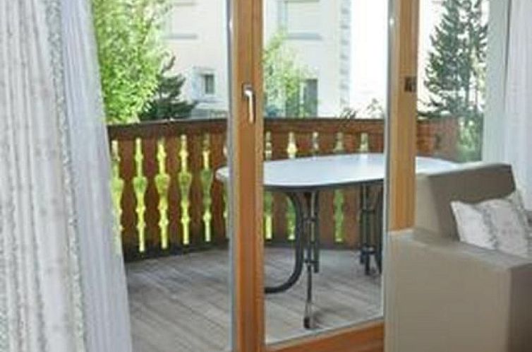 Appartement Chesa Semnadur H5