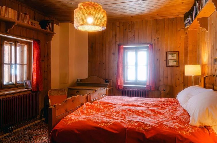 Vakantiehuis Historisches Haus im Fextal - Sils