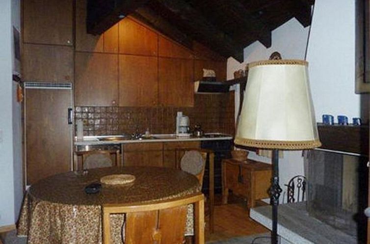 Appartement Chesa Arnica 5