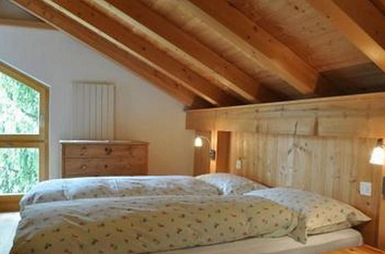 Appartement Chesa Semnadur H8