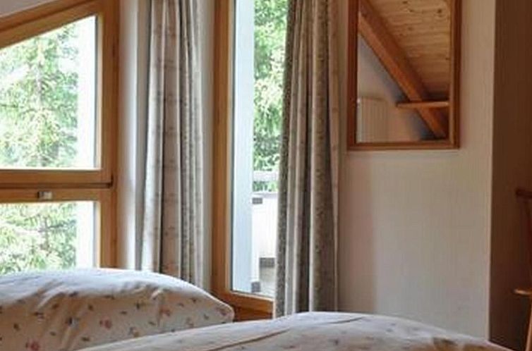 Appartement Chesa Semnadur H8