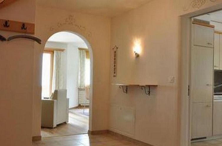 Appartement Chesa Semnadur H8
