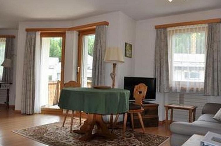 Appartement Chesa Sunasain V7