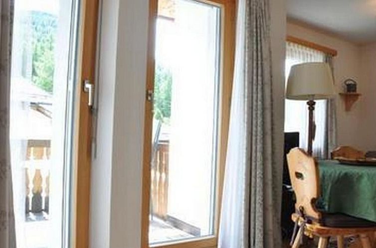 Appartement Chesa Sunasain V7