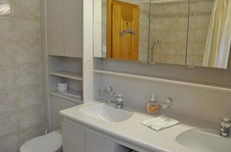 Appartement Chesa Sunasain V3