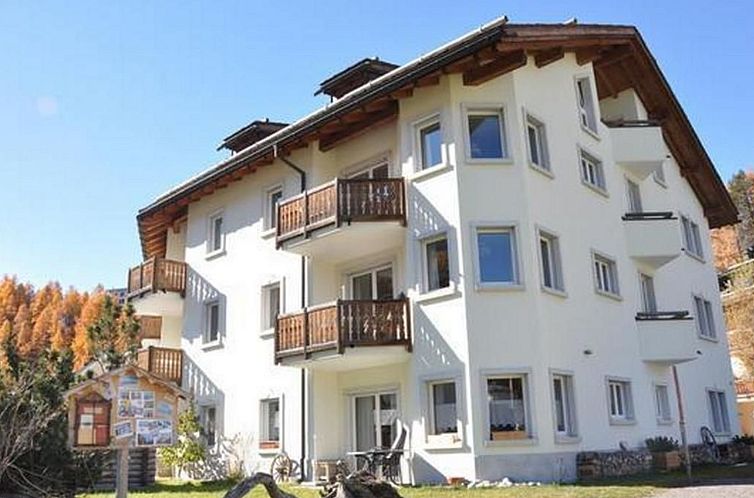 Appartement Chesa Sunasain V3