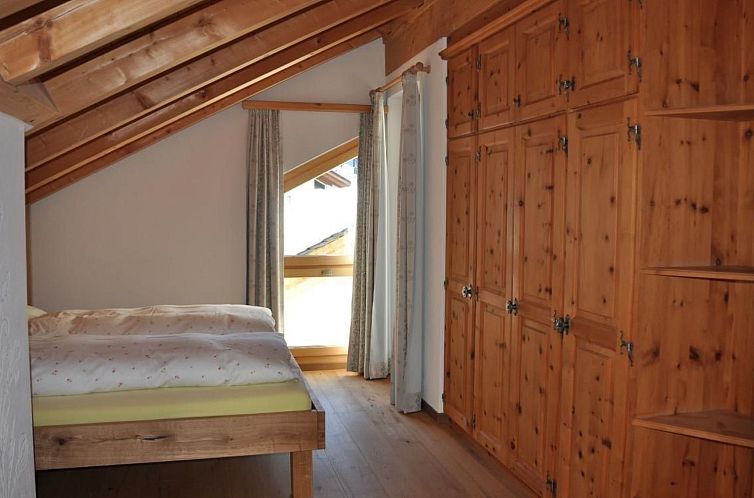 Appartement Chesa Sunasain V11