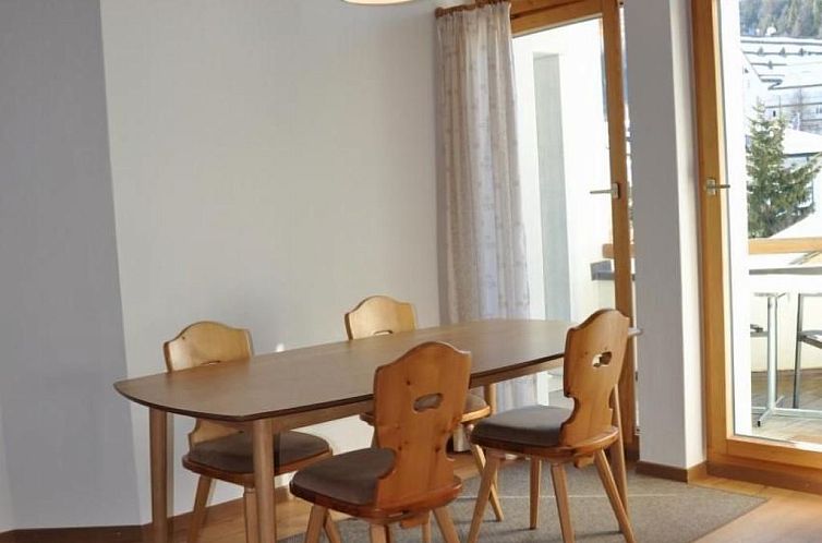 Appartement Chesa Sunasain V11