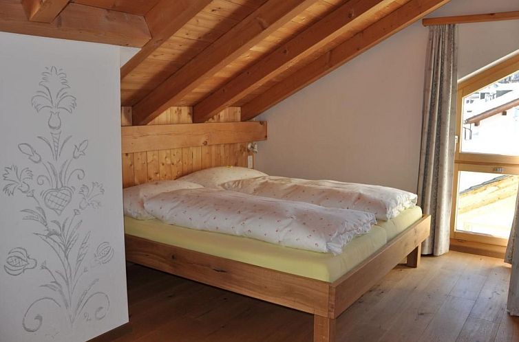 Appartement Chesa Sunasain V11