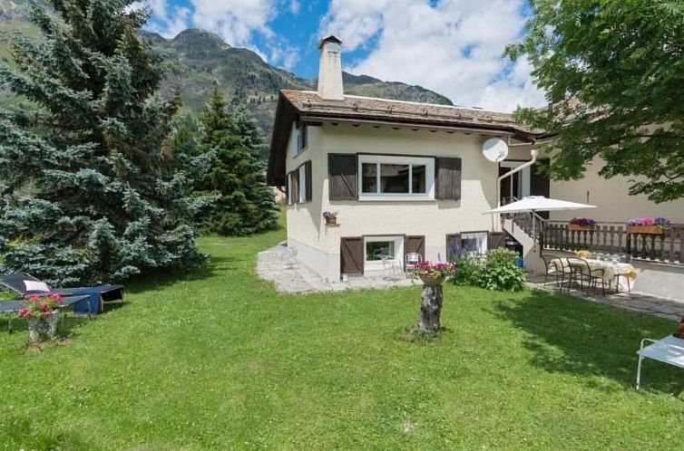 Vakantiehuis Chesa Lagrev 1