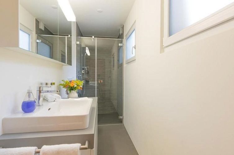 Vakantiehuis Chesa Lagrev 1
