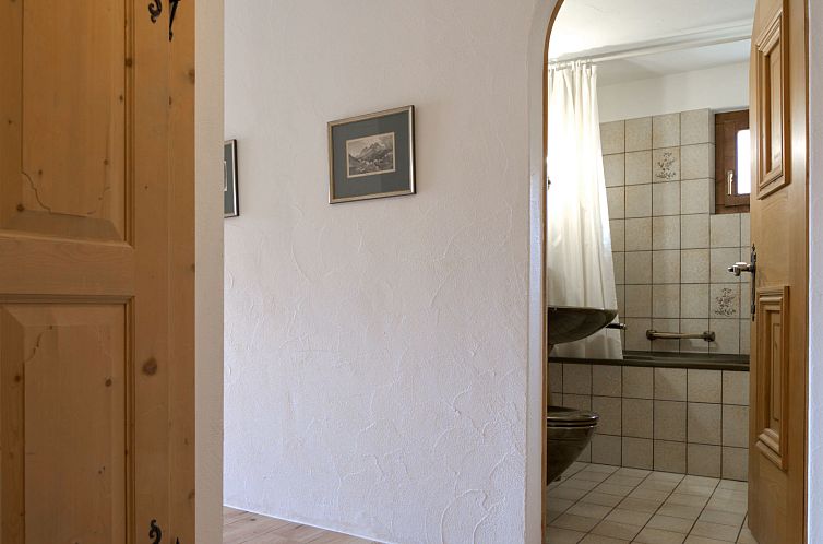 Appartement Chesa Chanella 5