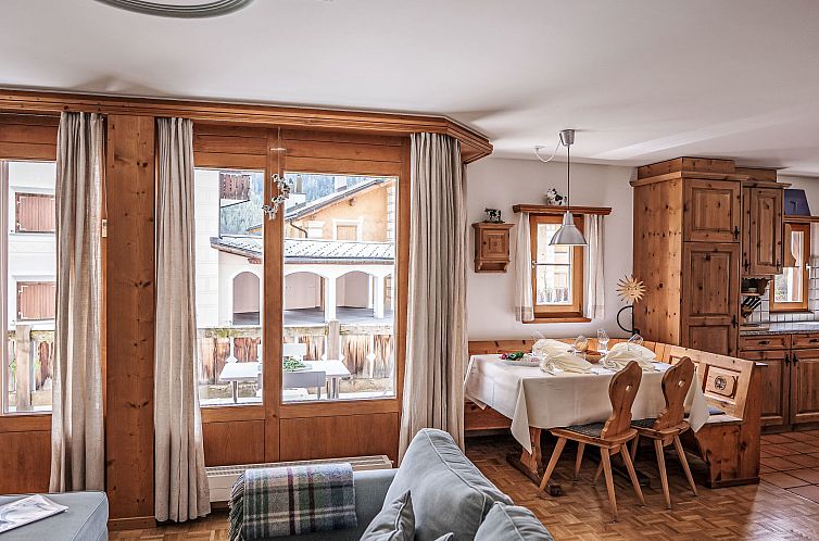 Appartement Chesa Mezzaun
