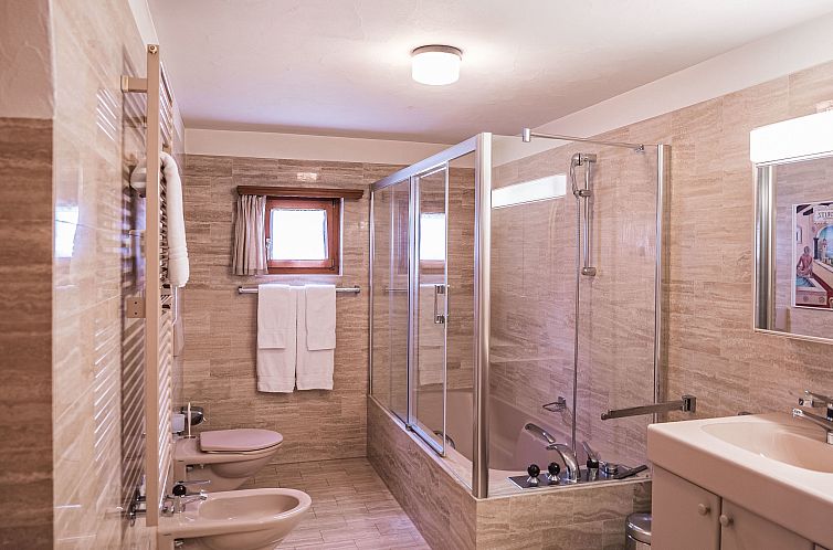 Appartement Chesa Mezzaun