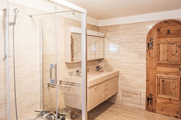 Appartement Chesa Mezzaun