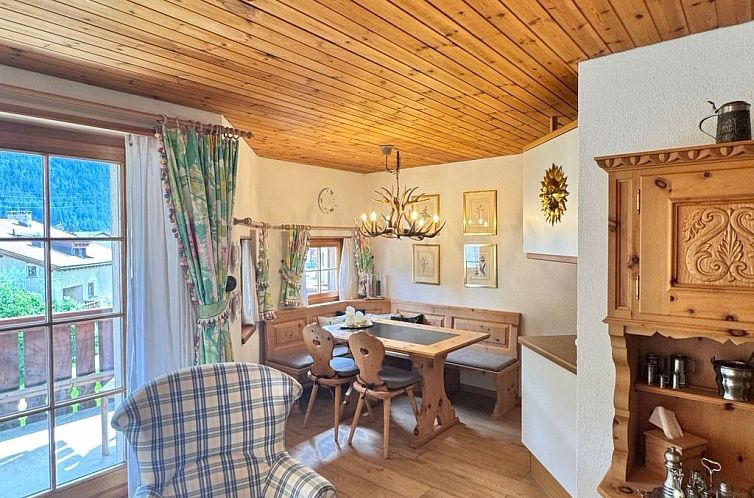 Appartement Chesa Blais, 2. OG