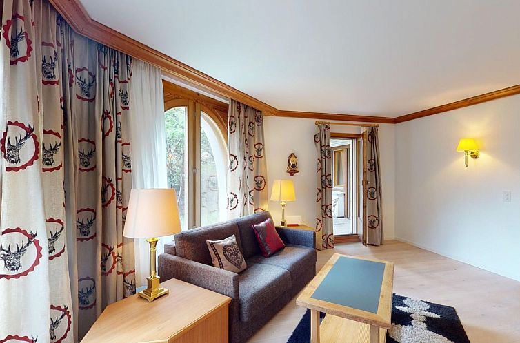 Guest house 1827229 - Apartment Under Gräub / Grisons - Appartement Apartment Belvair 32 - Gepflegte und renovierte 