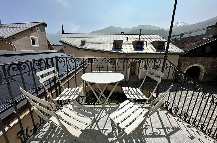 Appartement Historica-Wohnung: Stilvolles Wohnen im Engadine
