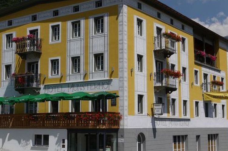Unterkunft 1827329 - Ferienhaus Graubünden - Vakantiehuis Hotel Münsterhof, (Müstair).