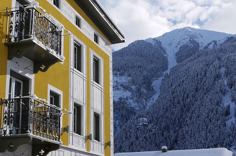 Vakantiehuis Hotel Münsterhof, (Müstair).