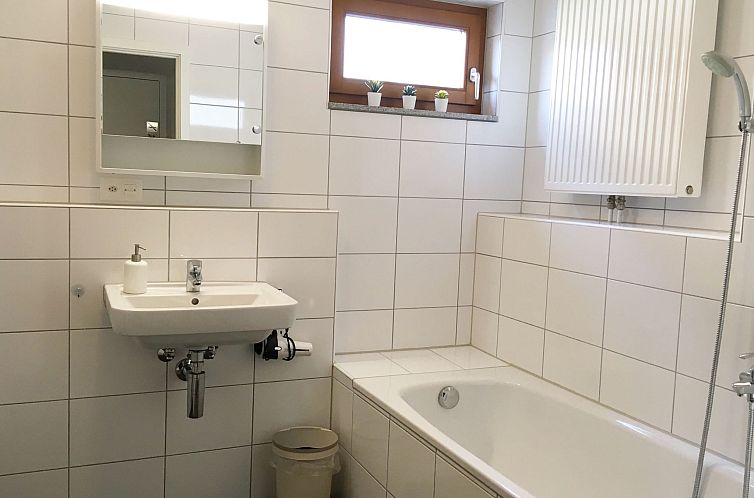 Appartement Resort Walensee Nr. 99, (Unterterzen),