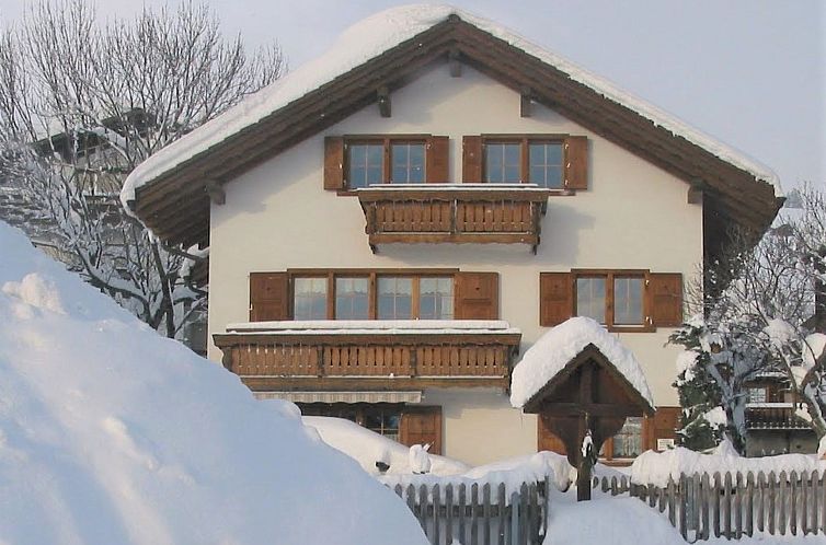 Appartement Nies Gagliner, (Falera). 2.5 Zimmerwohnung Faler