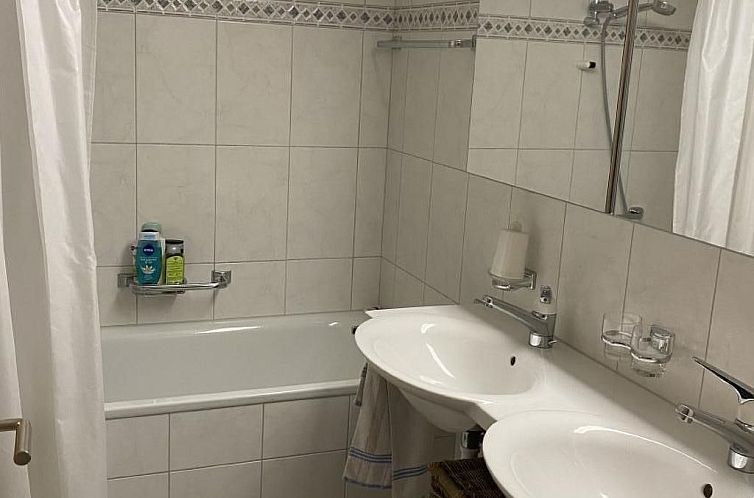 Appartement Wohnung Schluein