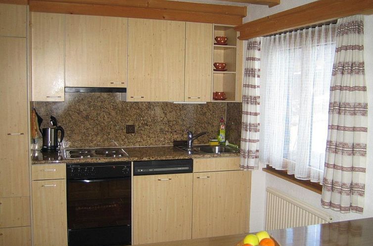 Appartement In dä Ronä 3-Zi 3½-Zimmerwohnung
