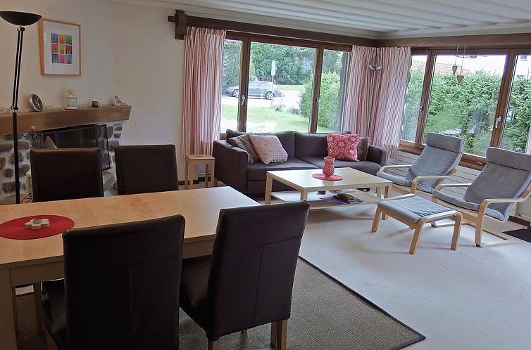Guest house 1829117 - Apartment Under Gräub / Grisons - Appartement Hus Radaz EG 2½-Zimmerwohnung