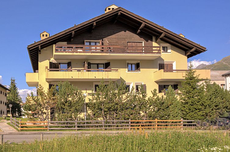 Appartement Chesa Stè 8