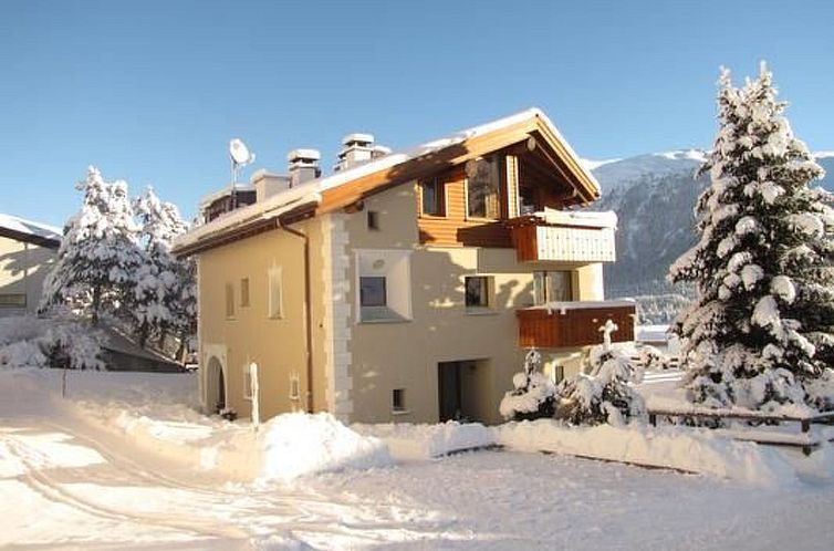 Appartement Celerina Chesa Aivla