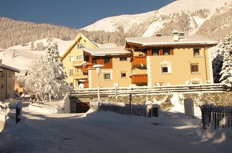 Appartement Celerina Chesa Aivla