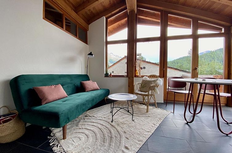 Guest house 1829229 - Apartment Under Gräub / Grisons - Appartement The Green Hut