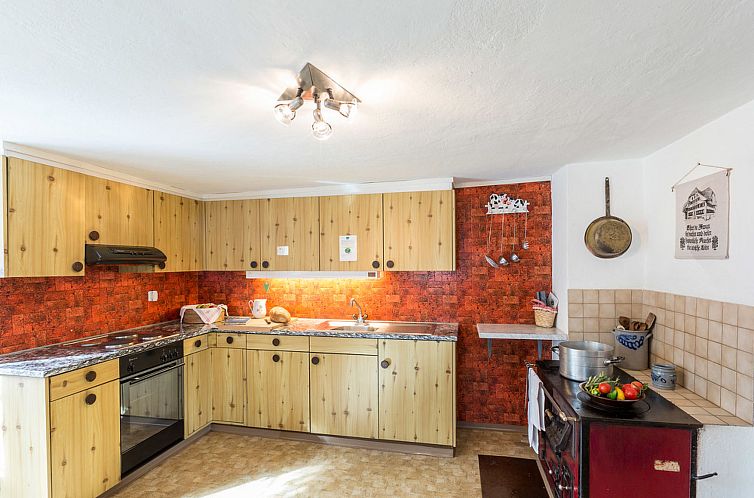 Vakantiehuis Cresta in Conters, (Conters).