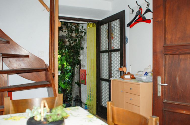 Vakantiehuis Verzaschina