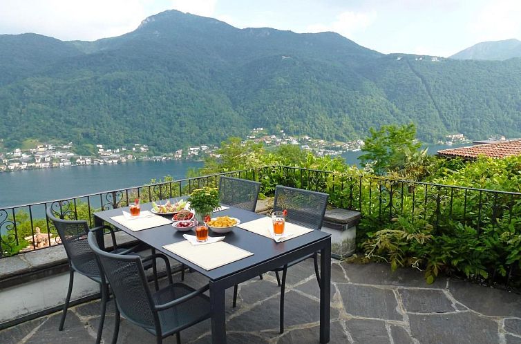 Vakantiehuis Casa Ranica mit Pool