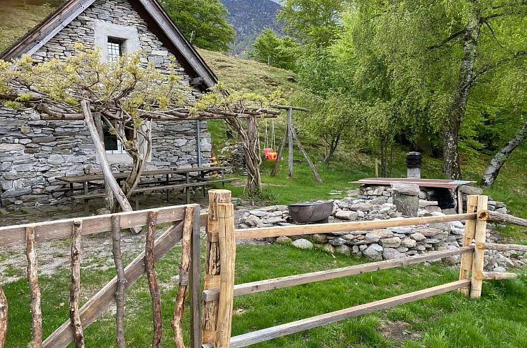Appartement Typisches Tessiner Landleben im Centovalli