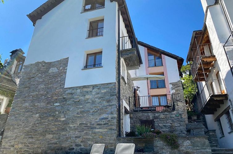 Unterkunft 18312003 - Ferienhaus Tessin - Vakantiehuis Tausend Steine Haus