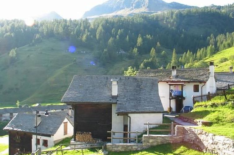 Vakantiehuis Casa Paola in Bosco Gurin