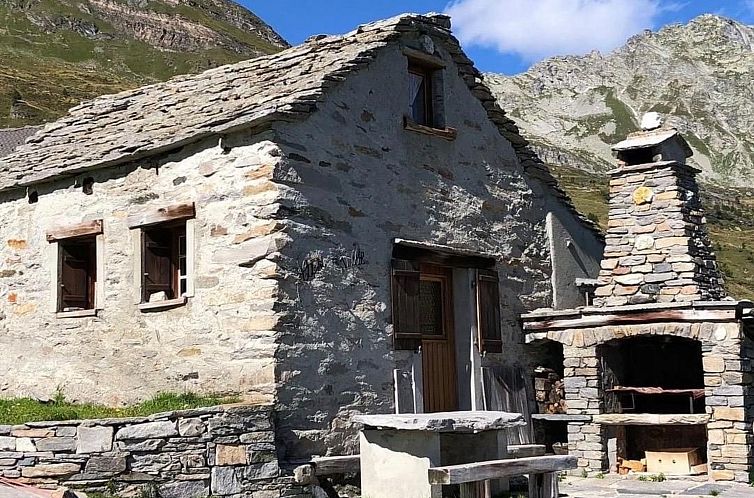 Unterkunft 18314105 - Ferienhaus Tessin - Vakantiehuis Almhütte "Casi Hütte" mit faszinierender Auss